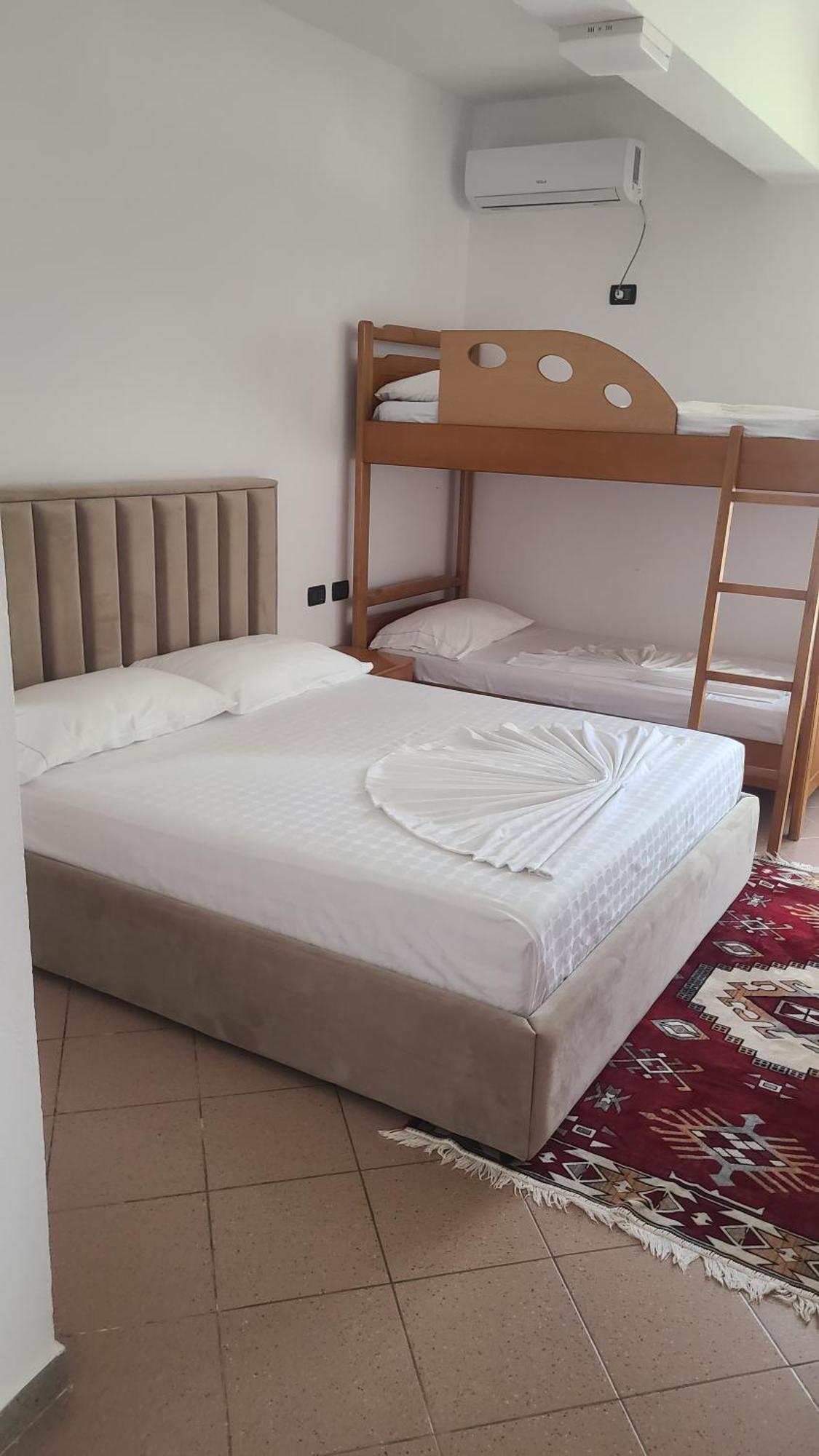 Hotel Noel Vlorë Habitación foto